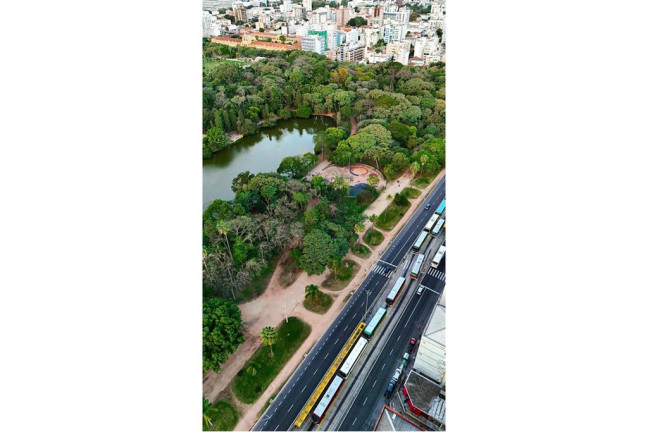 Imagem Apartamento com 2 Quartos à Venda, 66 m² em Bom Fim - Porto Alegre Imagem Apartamento com 2 Quartos à Venda, 66 m² em Bom Fim - Porto Alegre