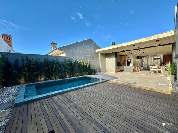 Imagem Casa com 4 Quartos à Venda, 200 m² em Centro - Xangri-la