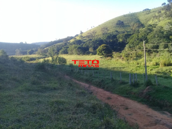 Imagem Imóvel com 2 Quartos à Venda, 146 m² em Zona Rural Carmo De Minas - Carmo De Minas Imagem Imóvel com 2 Quartos à Venda, 146 m² em Zona Rural Carmo De Minas - Carmo De Minas
