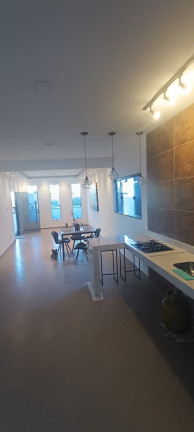 Imagem Casa com 3 Quartos à Venda, 145 m² em Balneário  - São Pedro Da Aldeia