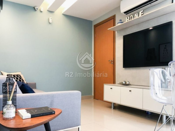 Imagem Apartamento com 2 Quartos à Venda, 45 m² em Três Pontes - Itaborai