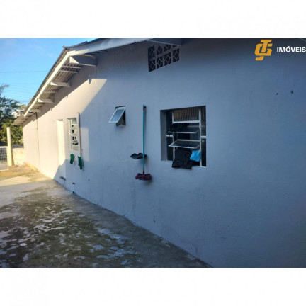 Imagem Casa com 4 Quartos à Venda, 443 m² em Monte Alegre - Camboriú Imagem Casa com 4 Quartos à Venda, 443 m² em Monte Alegre - Camboriú