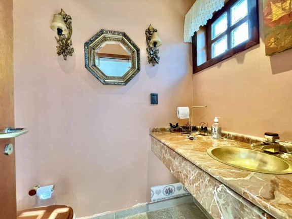 Imagem Casa com 5 Quartos à Venda, em Vila Santo Antonio - Cotia Imagem Casa com 5 Quartos à Venda, em Vila Santo Antonio - Cotia