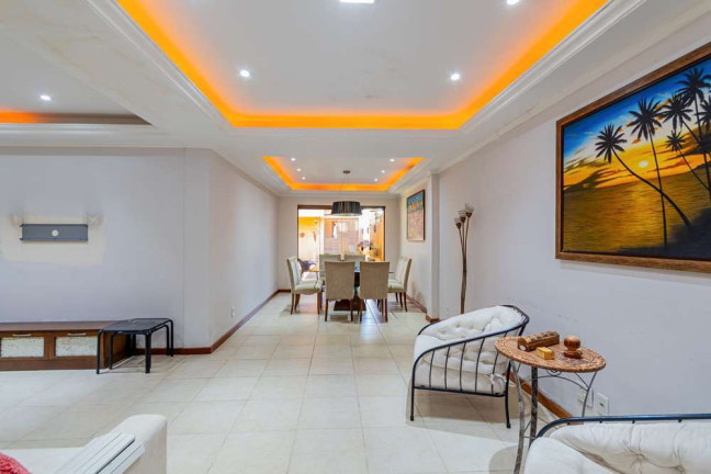 Imagem Casa com 6 Quartos à Venda, 374 m² em Tristeza - Porto Alegre