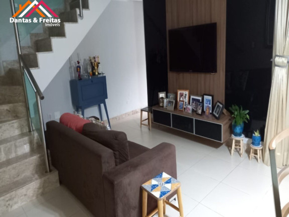 Imagem Imóvel com 4 Quartos à Venda,  em Sapiranga - Fortaleza