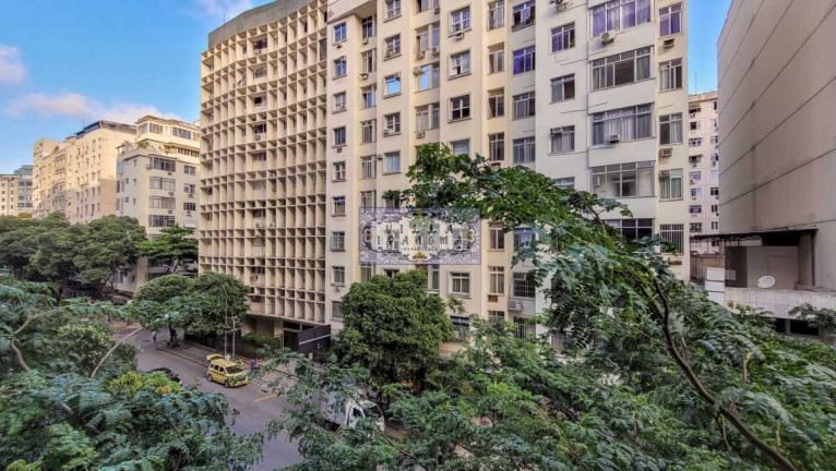 Imagem Apartamento com 3 Quartos à Venda, 133 m² em Copacabana - Rio De Janeiro