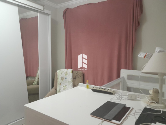 Imagem Casa com 3 Quartos à Venda, 220 m² em Juscelino Kubitschek - Santa Maria