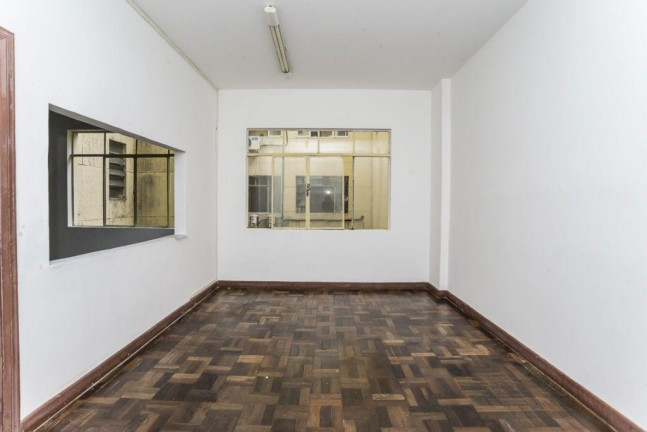 Imagem Sala Comercial à Venda, 41 m² em Centro - Curitiba Imagem Sala Comercial à Venda, 41 m² em Centro - Curitiba