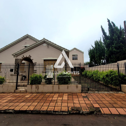 Imagem Casa com 3 Quartos à Venda, em Centro - Cruz Alta Imagem Casa com 3 Quartos à Venda, em Centro - Cruz Alta