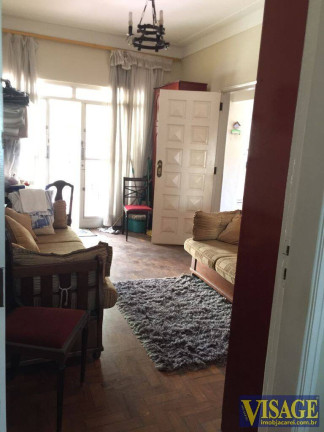 Imagem Casa com 4 Quartos à Venda,  em Centro - Jacareí