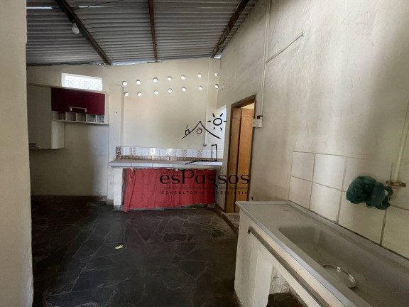 Imagem Casa com 3 Quartos à Venda, 910 m² em Centro - Florestal