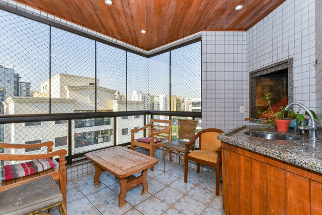 Imóvel com 4 Quartos à Venda, 200 m² em Moema - São Paulo