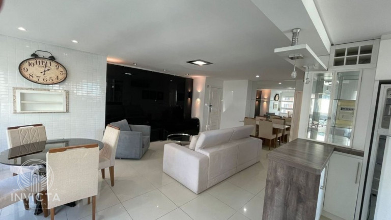 Imagem Apartamento com 3 Quartos à Venda, 100 m² em Centro - Balneário Camboriú Imagem Apartamento com 3 Quartos à Venda, 100 m² em Centro - Balneário Camboriú