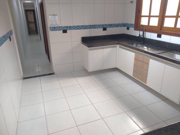 Imagem Casa com 3 Quartos à Venda, em Bal. Maracanã - Praia Grande Imagem Casa com 3 Quartos à Venda, em Bal. Maracanã - Praia Grande