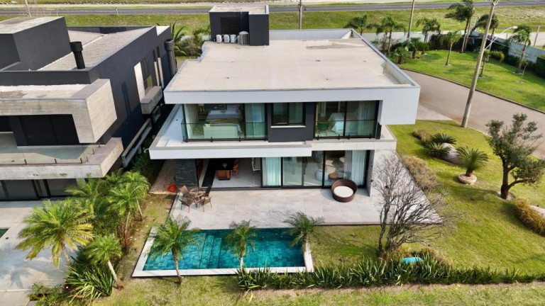 Imagem Casa com 5 Quartos à Venda, 360 m² em Xangri-la - Capao Da Canoa Imagem Casa com 5 Quartos à Venda, 360 m² em Xangri-la - Capao Da Canoa