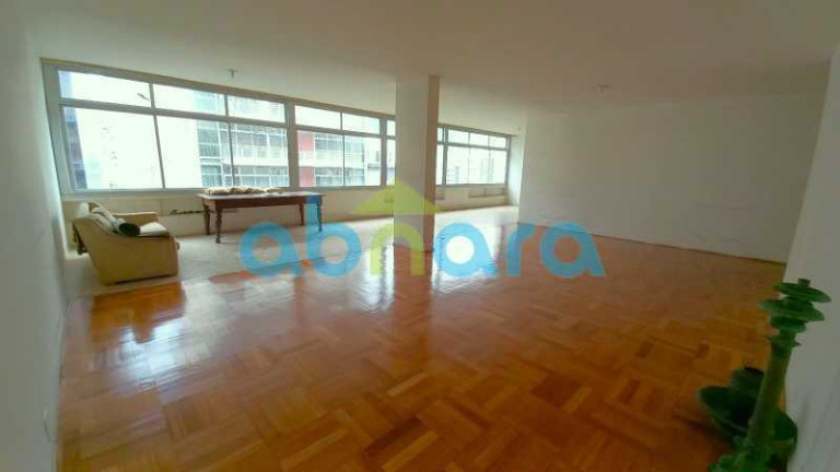 Imagem Apartamento com 4 Quartos à Venda, 330 m² em Copacabana - Rio De Janeiro Imagem Apartamento com 4 Quartos à Venda, 330 m² em Copacabana - Rio De Janeiro