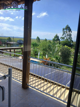 Imagem Casa com 3 Quartos à Venda, 3.000 m² em Viamão