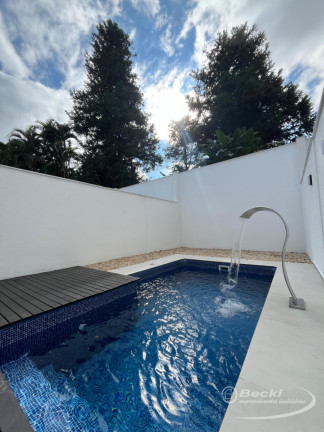 Imagem Casa com 3 Quartos à Venda, 160 m² em Atiradores - Joinville Imagem Casa com 3 Quartos à Venda, 160 m² em Atiradores - Joinville