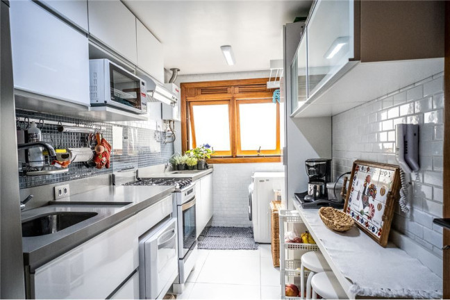 Imagem Apartamento com 2 Quartos à Venda, 80 m² em Petrópolis - Porto Alegre