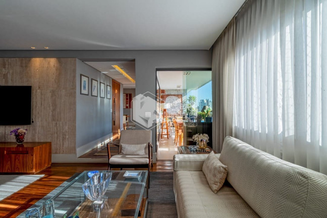 Imagem Apartamento com 4 Quartos à Venda, 261 m² em Real Parque - São Paulo