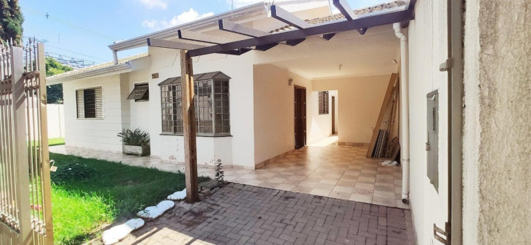 Imagem Casa com 3 Quartos à Venda, 101 m² em Conjunto Requião - Maringá