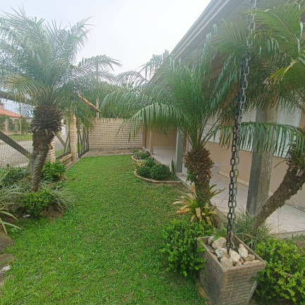 Imagem Casa com 3 Quartos à Venda, 300 m² em Nova Tramandaí - Tramandaí
