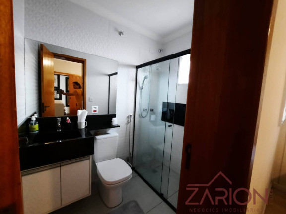 Imagem Casa com 4 Quartos à Venda, 166 m² em Centro - Taubaté Imagem Casa com 4 Quartos à Venda, 166 m² em Centro - Taubaté