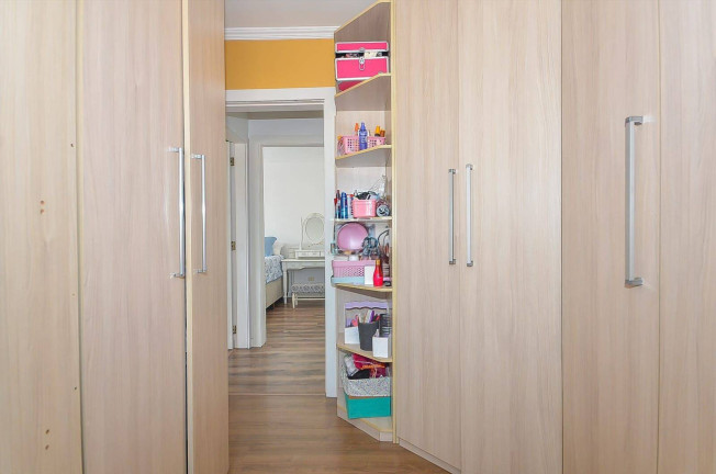 Imagem Apartamento com 3 Quartos à Venda, 70 m² em Capão Raso - Curitiba Imagem Apartamento com 3 Quartos à Venda, 70 m² em Capão Raso - Curitiba