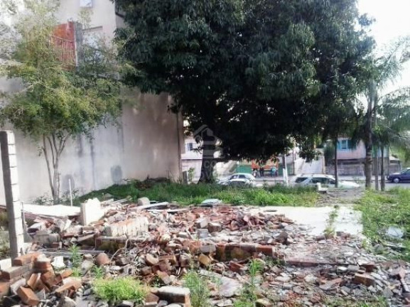 Imagem Terreno à Venda, 450 m² em Duque De Caxias - Santa Maria Imagem Terreno à Venda, 450 m² em Duque De Caxias - Santa Maria