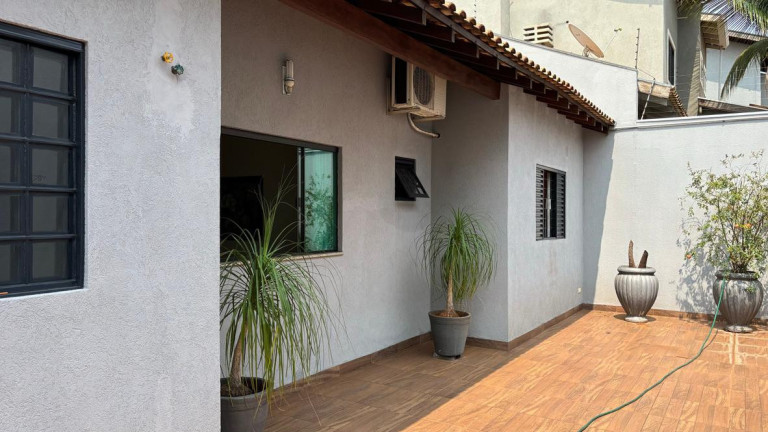 Imagem Casa com 3 Quartos à Venda, 119 m² em Vila Vilas Boas - Campo Grande Imagem Casa com 3 Quartos à Venda, 119 m² em Vila Vilas Boas - Campo Grande
