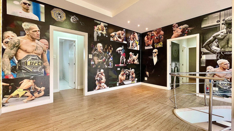 Imagem Sobrado com 4 Quartos à Venda, 600 m² em Jardim Virgínia - Guarujá Imagem Sobrado com 4 Quartos à Venda, 600 m² em Jardim Virgínia - Guarujá