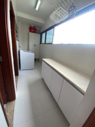 Apartamento com 2 Quartos à Venda, 122 m² em Marapé - Santos