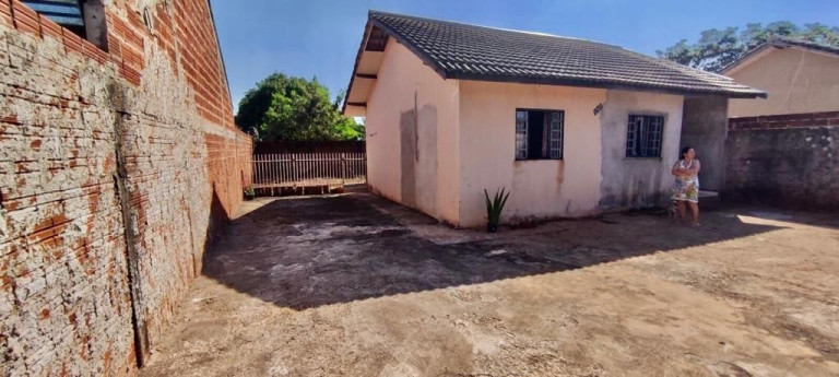 Imagem Casa com 2 Quartos à Venda, 50 m² em Parque Tarumã - Maringa Imagem Casa com 2 Quartos à Venda, 50 m² em Parque Tarumã - Maringa