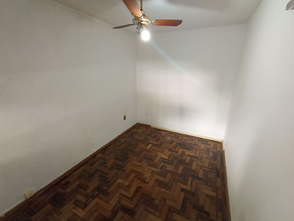 Imagem Imóvel com 2 Quartos à Venda,  em Santa Maria Goretti - Porto Alegre
