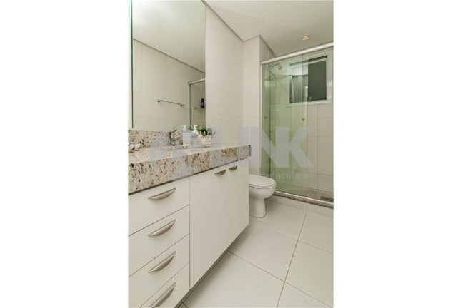 Imagem Apartamento com 3 Quartos à Venda, 105 m² em Petrópolis - Porto Alegre Imagem Apartamento com 3 Quartos à Venda, 105 m² em Petrópolis - Porto Alegre