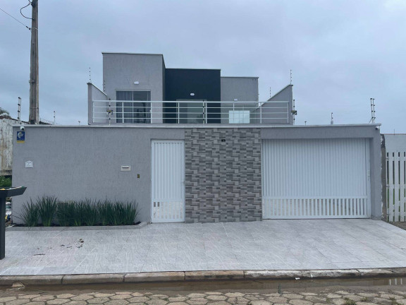Casa com 4 Quartos à Venda, 350 m² em  Maria Helena Novaes - Peruíbe