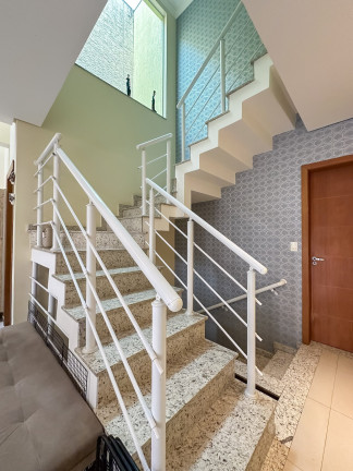 Imagem Casa com 3 Quartos à Venda, 220 m² em Vila Scarpelli - Santo André Imagem Casa com 3 Quartos à Venda, 220 m² em Vila Scarpelli - Santo André