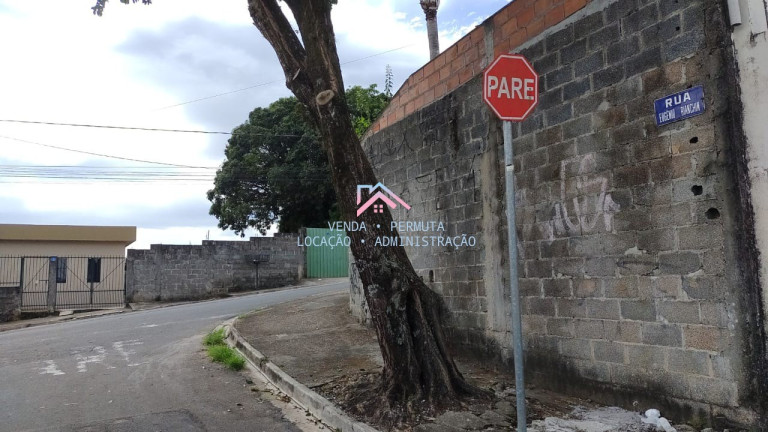 Imagem Terreno à Venda, 600 m² em Ivoturucaia - Jundiaí Imagem Terreno à Venda, 600 m² em Ivoturucaia - Jundiaí