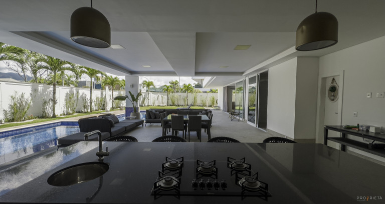 Imagem Casa de Condomínio com 6 Quartos à Venda, 900 m² em Barra Da Tijuca - Rio De Janeiro Imagem Casa de Condomínio com 6 Quartos à Venda, 900 m² em Barra Da Tijuca - Rio De Janeiro