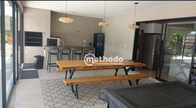 Imagem Casa com 3 Quartos à Venda, 320 m² em Parque Valinhos - Valinhos Imagem Casa com 3 Quartos à Venda, 320 m² em Parque Valinhos - Valinhos