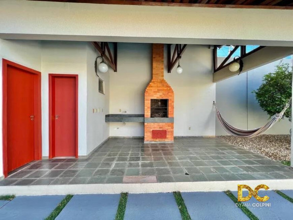 Imagem Casa de Condomínio com 3 Quartos à Venda, 212 m² em Jardim Itália - Cuiabá