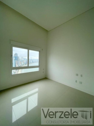 Imagem Apartamento com 7 Quartos à Venda, 410 m² em Centro - Balneário Camboriú Imagem Apartamento com 7 Quartos à Venda, 410 m² em Centro - Balneário Camboriú