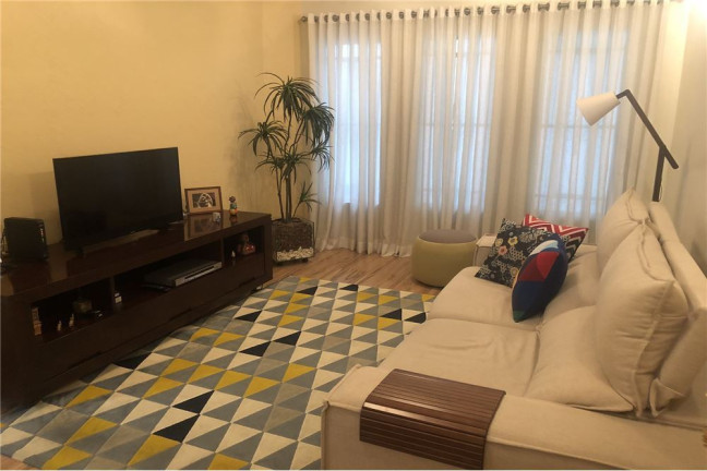 Casa com 3 Quartos à Venda, 150 m² em água Rasa - São Paulo