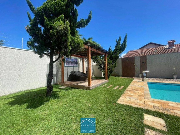 Imagem Casa com 3 Quartos à Venda, 200 m²