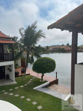 Casa de Condomínio com 2 Quartos para Temporada, 100 m² em Ogiva - Cabo Frio