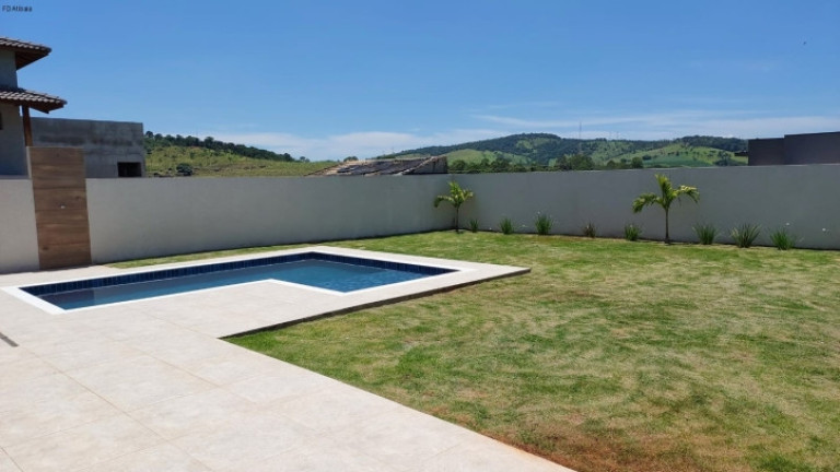 Imagem Casa de Condomínio com 3 Quartos à Venda, 600 m² em Vila Petrópolis - Atibaia Imagem Casa de Condomínio com 3 Quartos à Venda, 600 m² em Vila Petrópolis - Atibaia