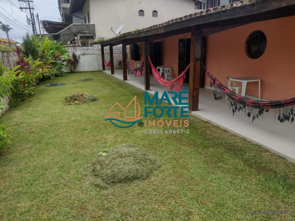 Casa com 5 Quartos à Venda, 244 m² em Toninhas - Ubatuba