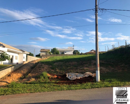 Terreno à Venda, 800 m² em Village Da Serra - Araçoiaba Da Serra