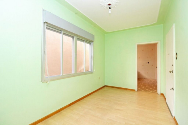 Imagem Imóvel com 2 Quartos à Venda, 60 m² em Navegantes - Porto Alegre
