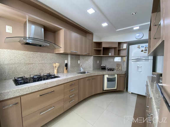 Imagem Cobertura com 3 Quartos à Venda, 20 m² em Centro - Guarapari
